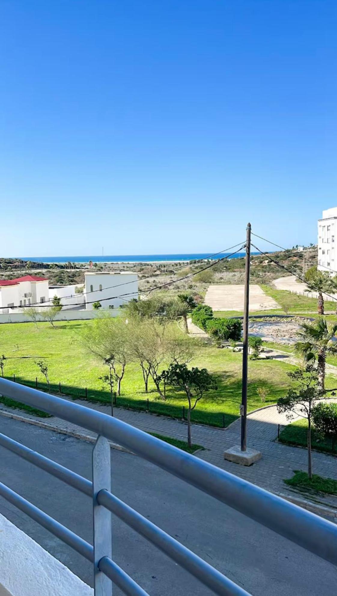 Elegant Appartement Avec Un Acces Piscine Jardin Parking Sous-Sol Et Wifi Haut Debit Fibre Optique Tanger Zewnętrze zdjęcie